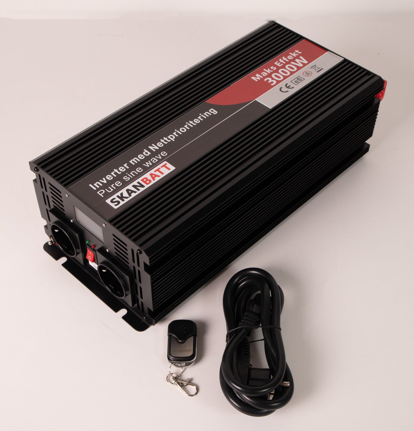 Skanbatt Inverter 12V 3000W Ren Sinus Med Nettprioritering, Trådløs Fjernkontroll shown in product view image 2