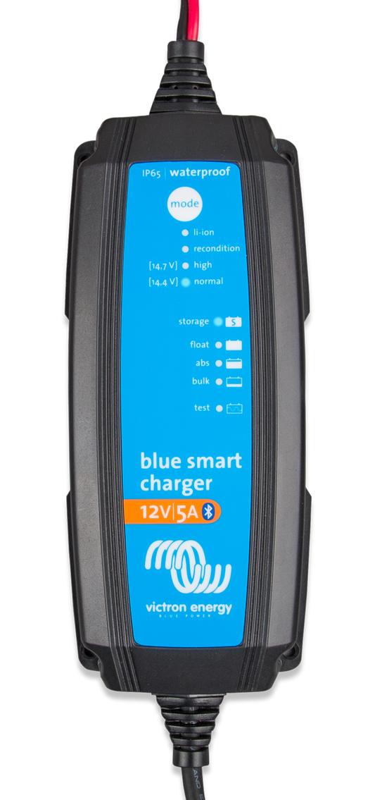 Blue Smart Ip65S Charger 12/4(1) 230V Cee 7/16 Retail shown in product view
