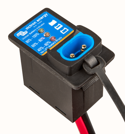 Victron Batteri Indikator M8 Øyer Med Sikring shown in angle view