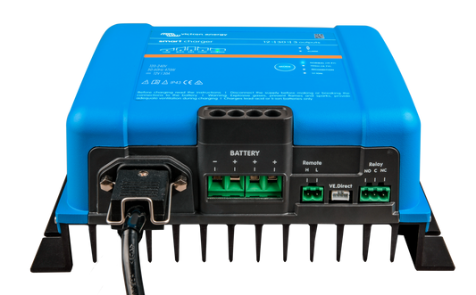 VICTRON Phoenix Smart IP43 Batterilader 12V 30A 3-kanaler 120-240V shown in product view