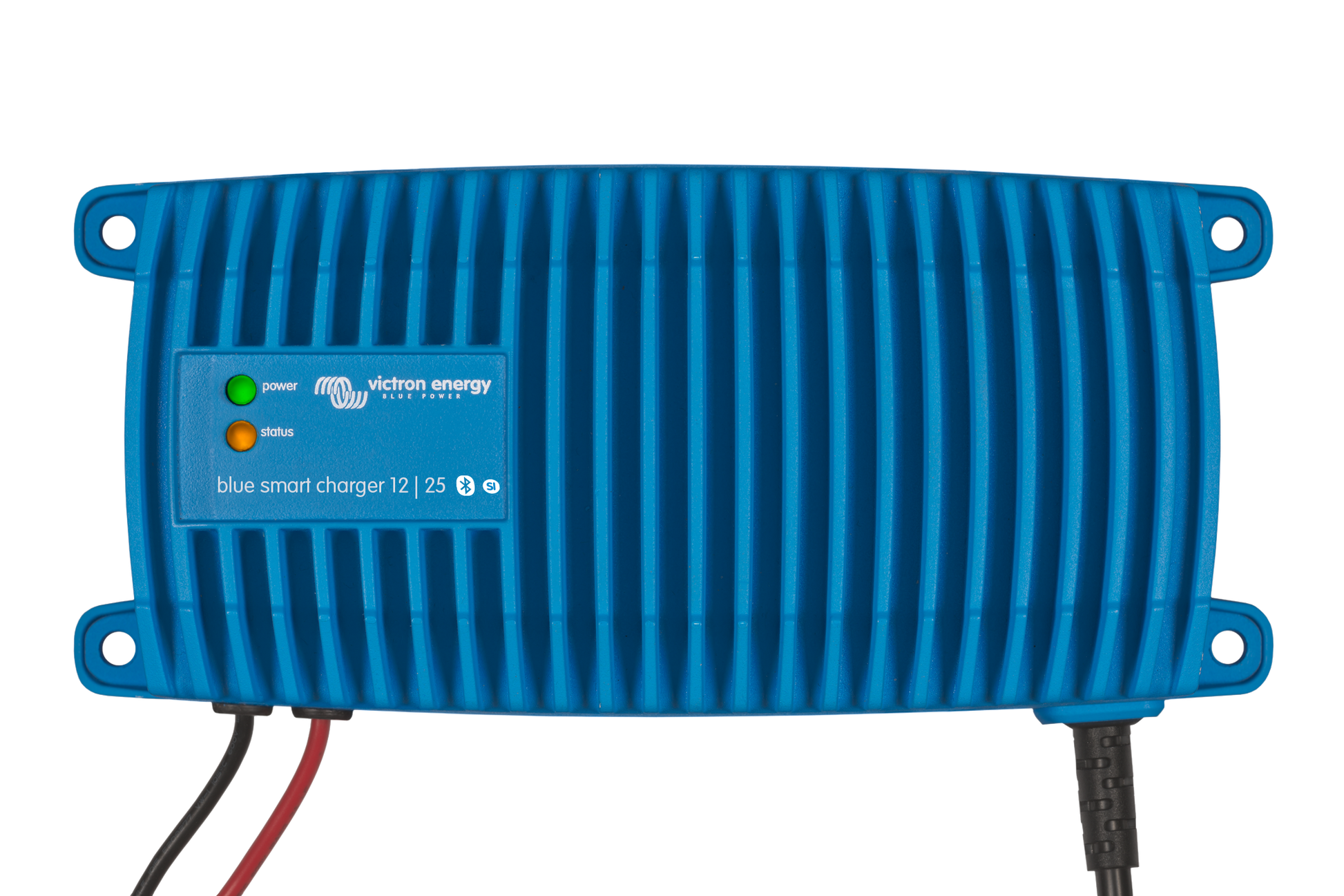 Victron Blue Smart Ip67 Batterilader 12V 25A M/Bluetooth shown in angle view