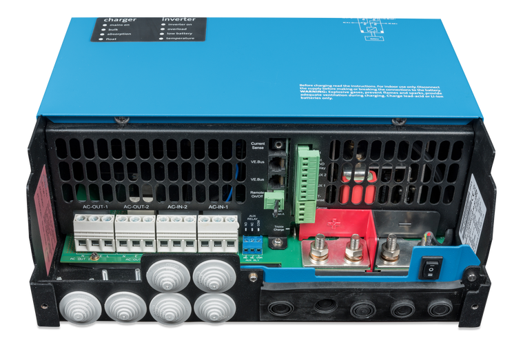 Victron Quattro-Ii 24/5000/120-50/50 Kombinert Batterilader Og Inverter shown in product view image 3