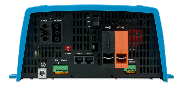 Victron Multiplus C12/1600/70-16 Kombi Inverter Og Lader shown in angle view