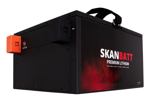 SKANBATT Premium Lithium - 12V 700Ah 250A BMS - 380x360x220mm - Bluetooth - Heat - 8 Års garanti - "Under sätet" modell