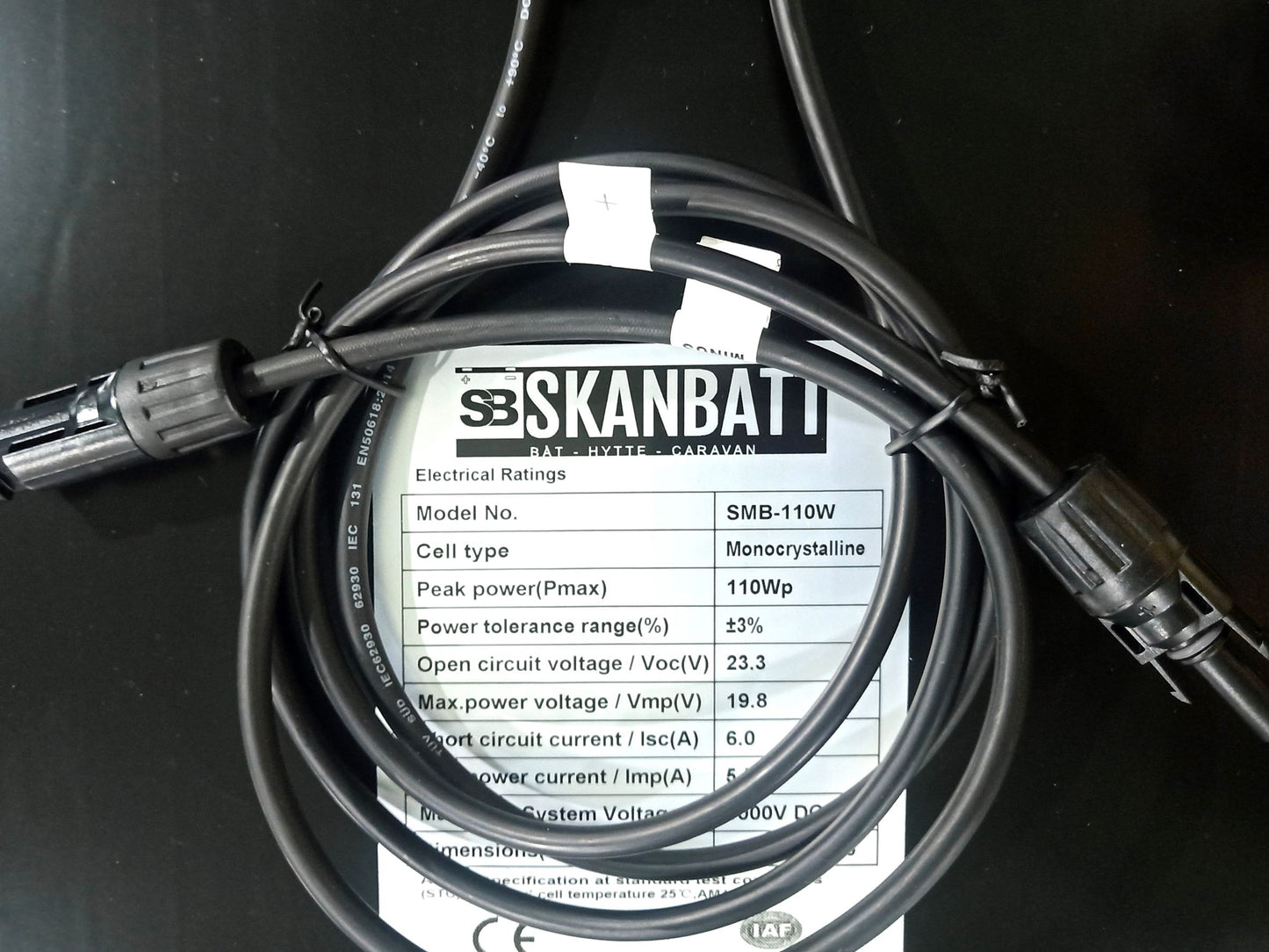 Skanbatt Solcellepanel 110W - All Black - Mono - Perc - 1070X550X30Mm shown in product view image 2