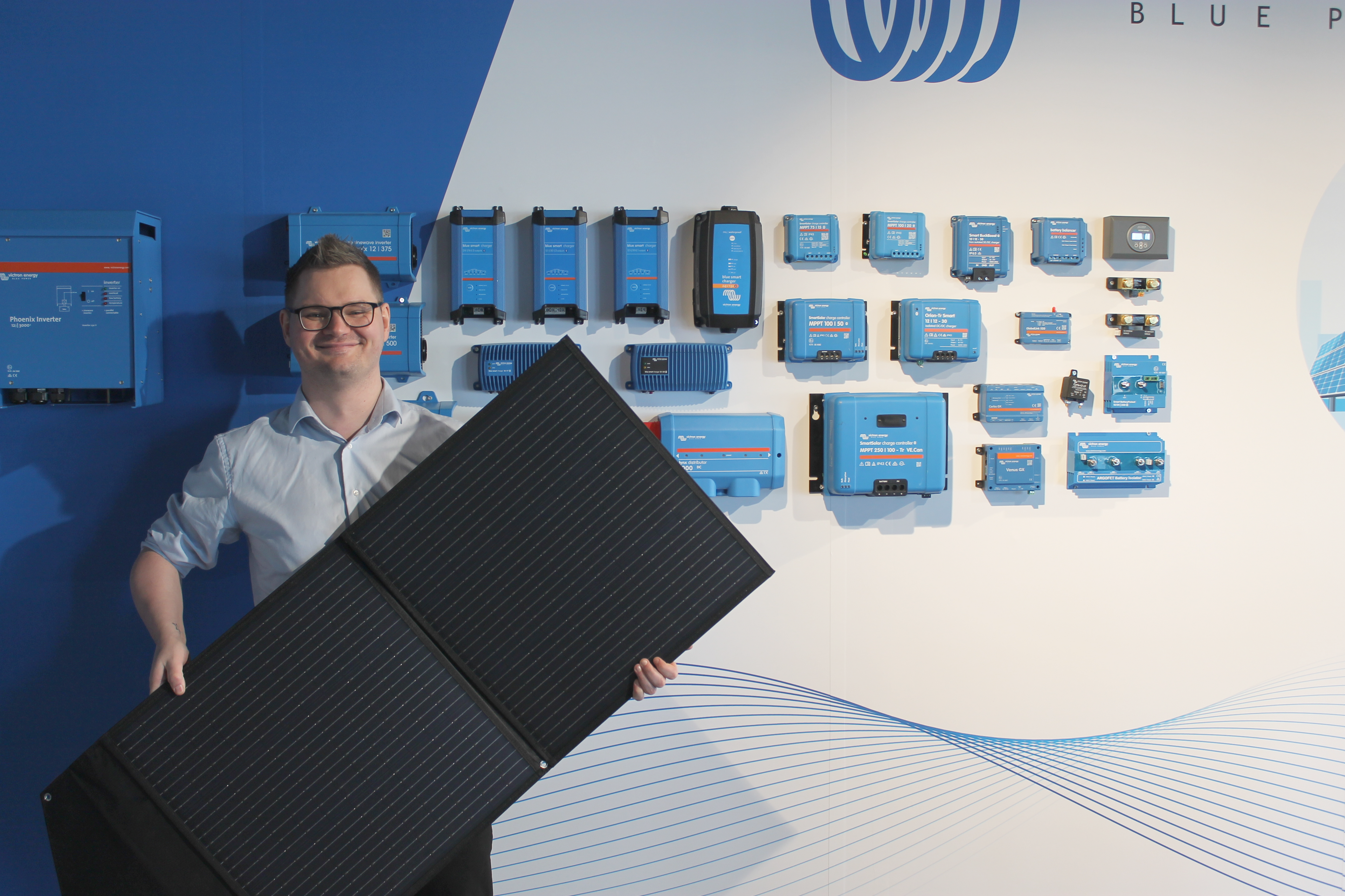 Solcellepaneler og batterier til hytte og båt - Proffvolt