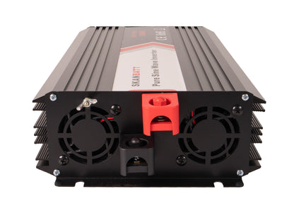 Skanbatt Inverter 12V 3000W (6000W) Ren Sinus M/Trådløs Fjernkontroll shown in angle view